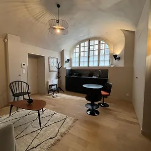 Lucas Ii 35 M2 Particulier Xvii Ieme Siecle Centre Historique Cathedrale Appartement